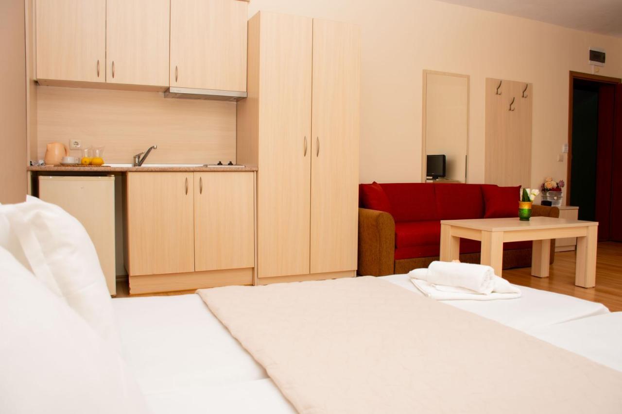 Serena Residence Aparthotel Sozopol Exterior photo