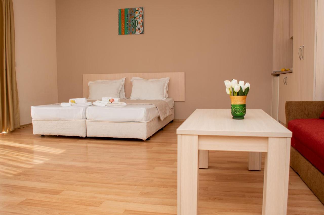 Serena Residence Aparthotel Sozopol Exterior photo