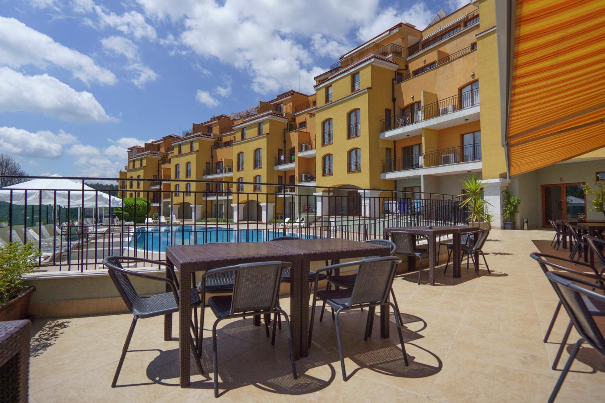 Serena Residence Aparthotel Sozopol Exterior photo